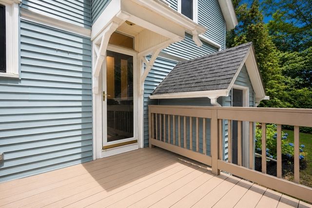 5 Prospect St, Attleboro, MA 02703