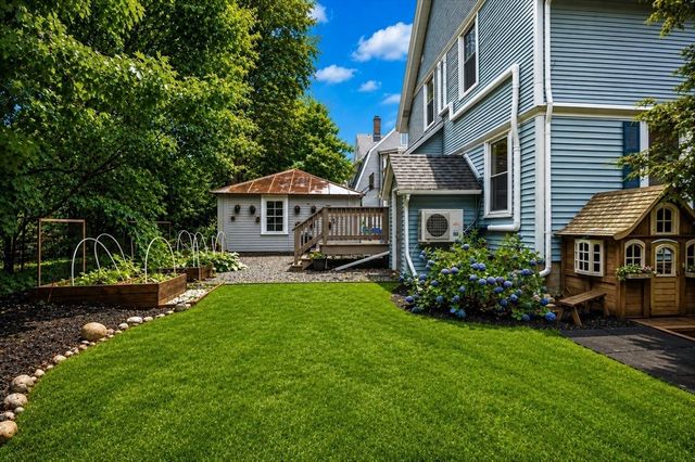 5 Prospect St, Attleboro, MA 02703