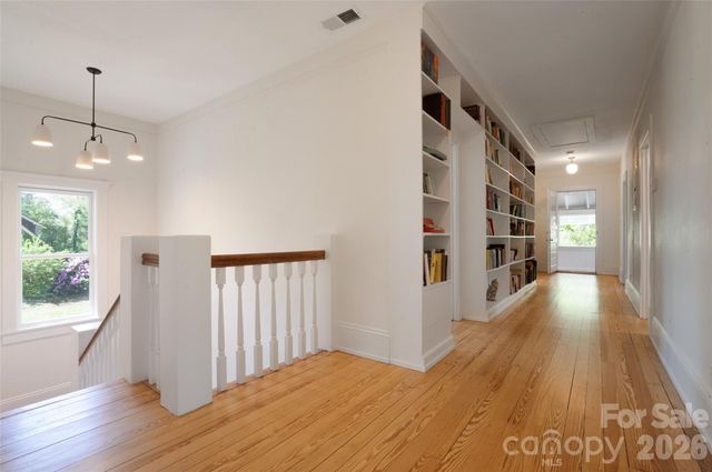 600 E Main Street, Brevard, NC 28712