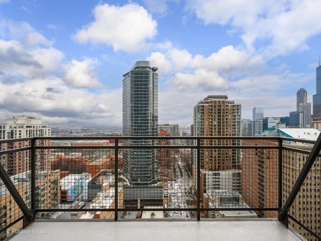 910 S Michigan Avenue 1811, Chicago, IL 60605
