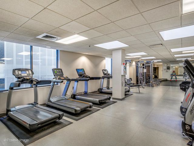 910 S Michigan Avenue 1811, Chicago, IL 60605