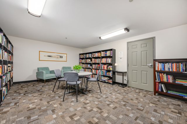 910 S Michigan Avenue 1811, Chicago, IL 60605