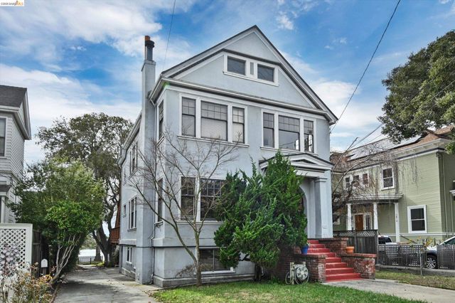 1822 Clinton Ave, Alameda, CA 94501