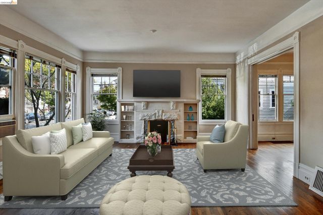 1822 Clinton Ave, Alameda, CA 94501