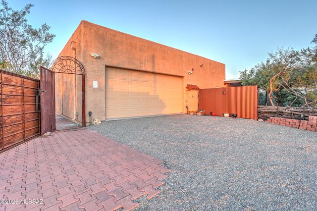 14181 E Reata Pozo, Tucson, AZ 85747