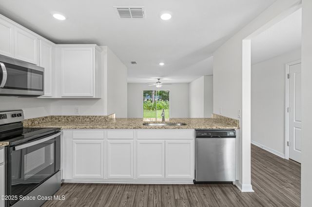 1155 Saturn Street SE, Palm Bay, FL 32909