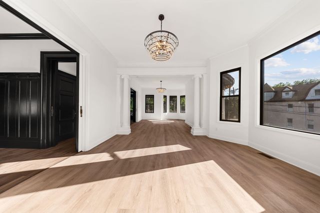 711-715 BOULEVARD, Weehawken, NJ 07086
