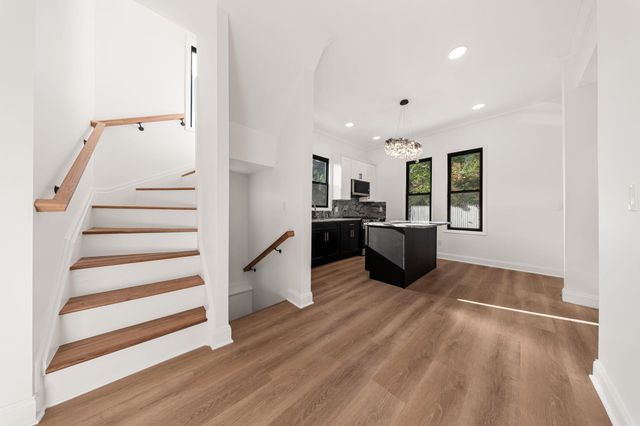 711-715 BOULEVARD, Weehawken, NJ 07086
