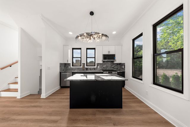 711-715 BOULEVARD, Weehawken, NJ 07086