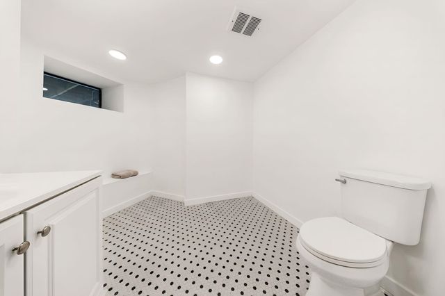711-715 BOULEVARD, Weehawken, NJ 07086