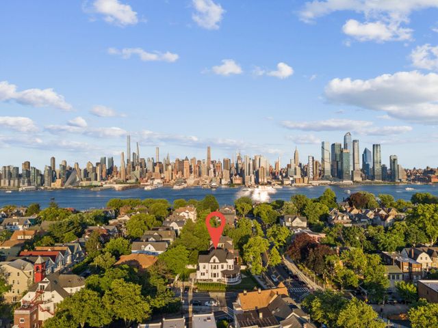 711-715 BOULEVARD, Weehawken, NJ 07086
