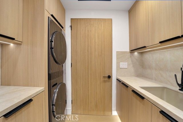 11107 Kling Street, North Hollywood (los Angeles), CA 91602