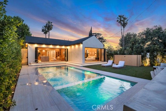 11107 Kling Street, North Hollywood (los Angeles), CA 91602