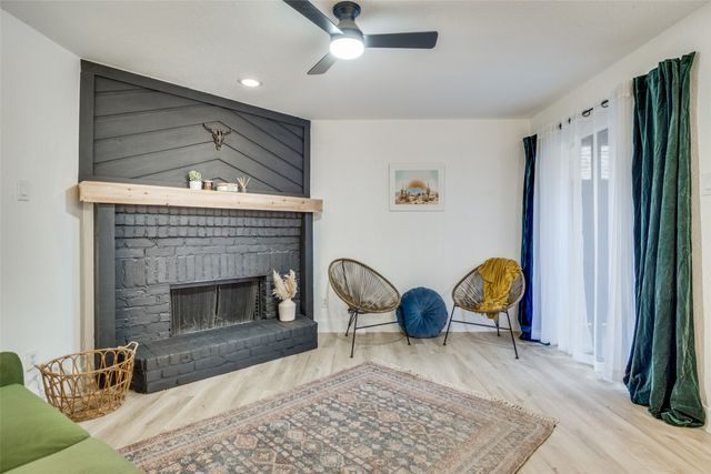 336 Melrose Drive 6B, Richardson, TX 75080