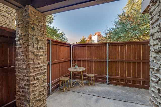 336 Melrose Drive 6B, Richardson, TX 75080