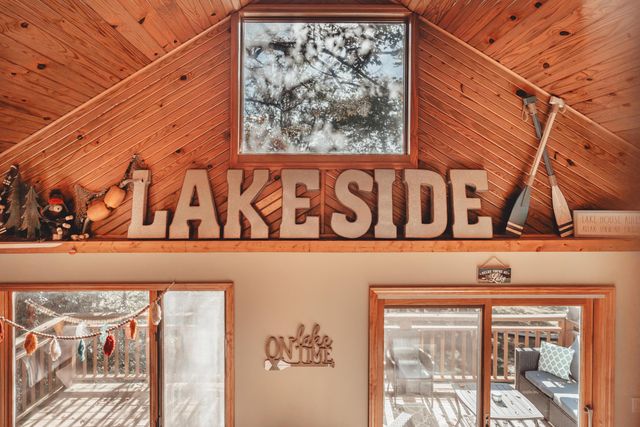 30483 Lake Logan Road, Logan, OH 43138