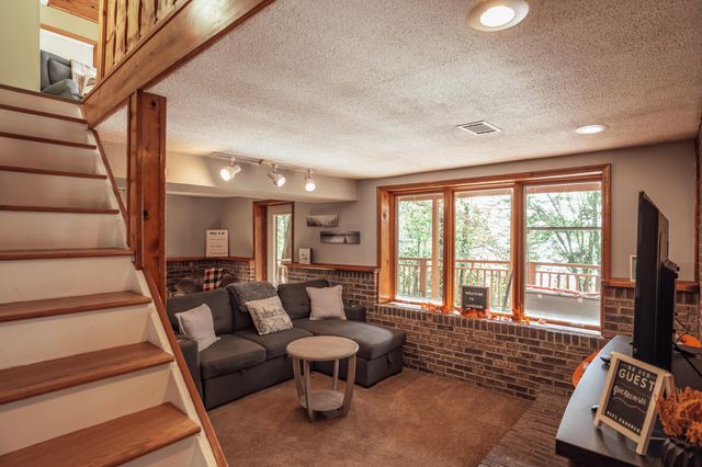 30483 Lake Logan Road, Logan, OH 43138