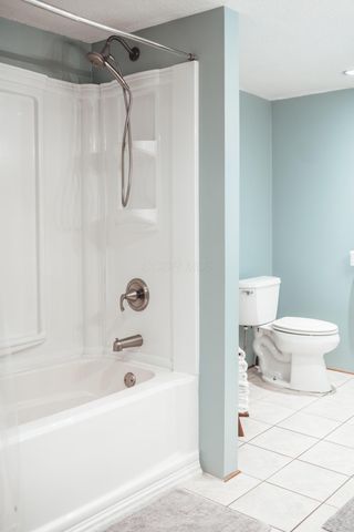 30483 Lake Logan Road, Logan, OH 43138