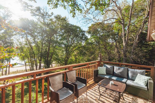 30483 Lake Logan Road, Logan, OH 43138