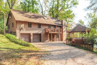 30483 Lake Logan Road, Logan, OH 43138