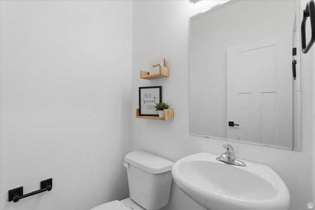 3488 S SUGAR PINE DR, Syracuse, UT 84075