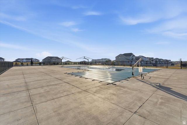 3488 S SUGAR PINE DR, Syracuse, UT 84075