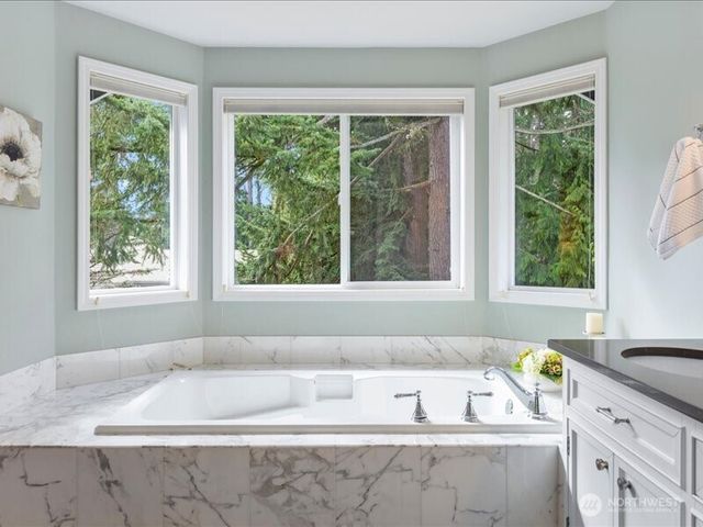 321 N 188th Street, Shoreline, WA 98133