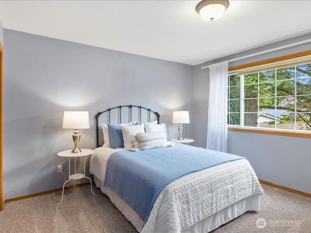 321 N 188th Street, Shoreline, WA 98133