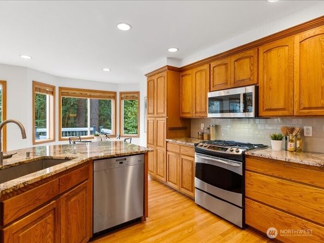 321 N 188th Street, Shoreline, WA 98133