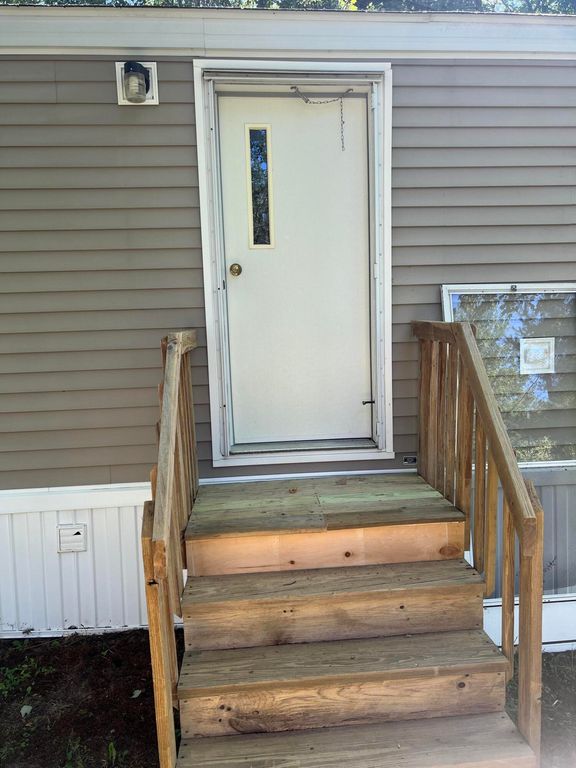 8 Bayberry Drive, Old Orchard Beach, ME 04064 — photo 4