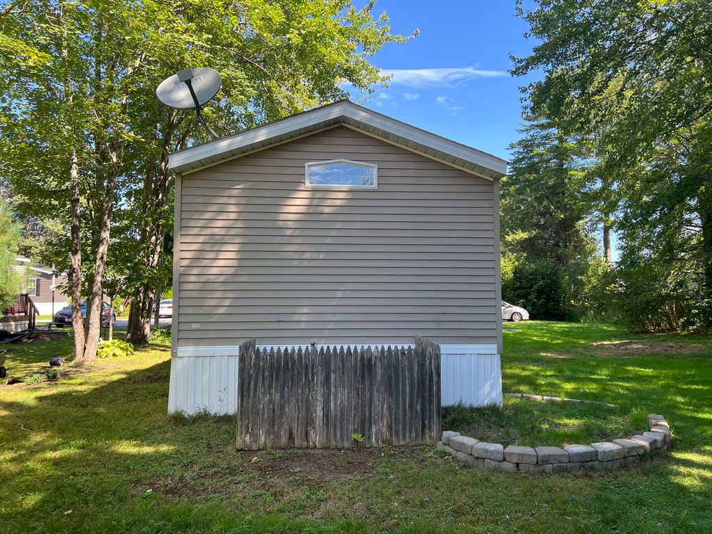 8 Bayberry Drive, Old Orchard Beach, ME 04064 — photo 5