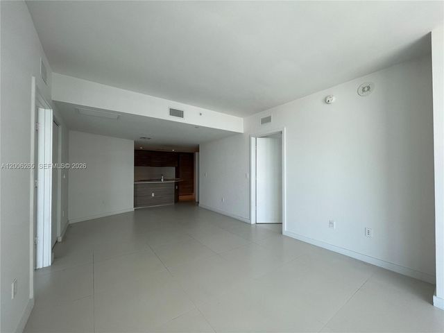 1300 S Miami Ave 2009, Miami, FL 33131
