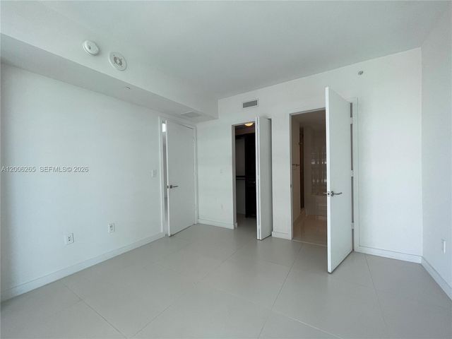 1300 S Miami Ave 2009, Miami, FL 33131