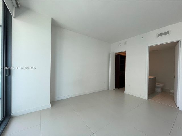 1300 S Miami Ave 2009, Miami, FL 33131