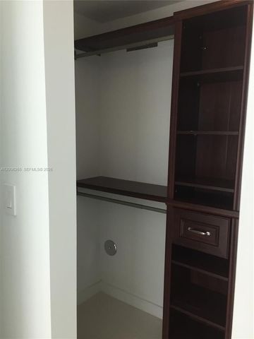 1300 S Miami Ave 2009, Miami, FL 33131