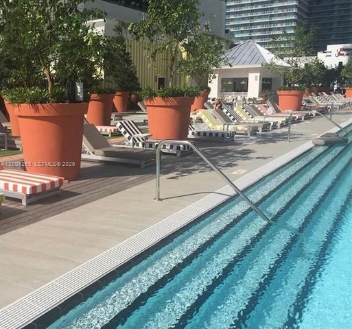 1300 S Miami Ave 2009, Miami, FL 33131