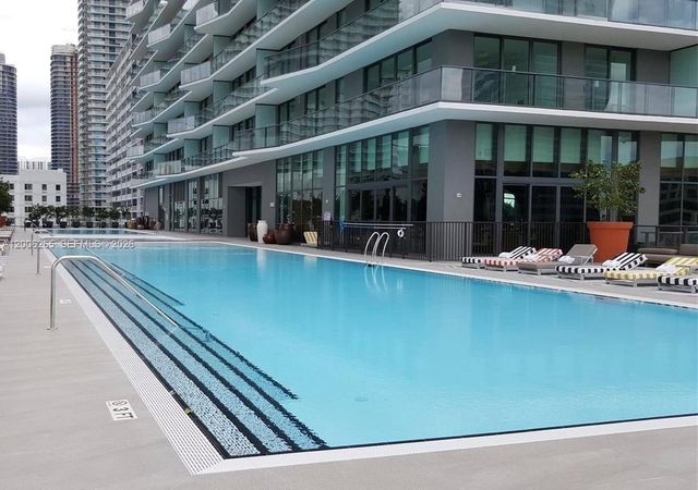 1300 S Miami Ave 2009, Miami, FL 33131