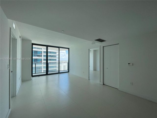 1300 S Miami Ave 2009, Miami, FL 33131