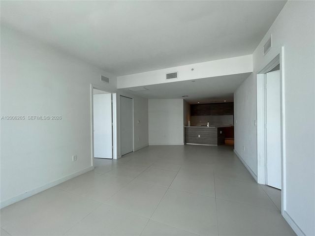1300 S Miami Ave 2009, Miami, FL 33131