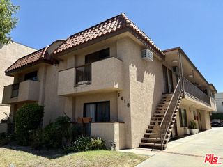 5418 Hermitage Avenue 103, Los Angeles, CA 91607