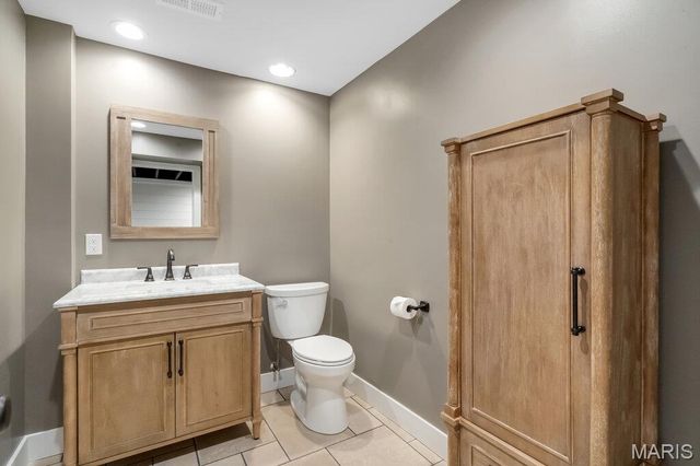11069 State Highway OO, Wright City, MO 63390