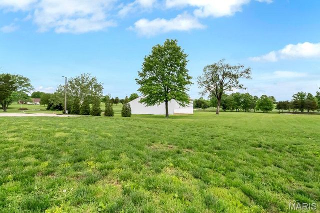11069 State Highway OO, Wright City, MO 63390