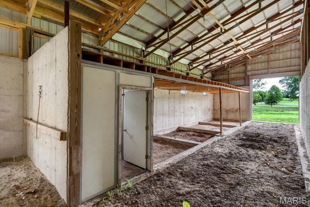 11069 State Highway OO, Wright City, MO 63390