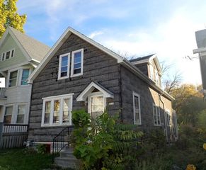 3156 N 6th STREET, Milwaukee, WI 53212