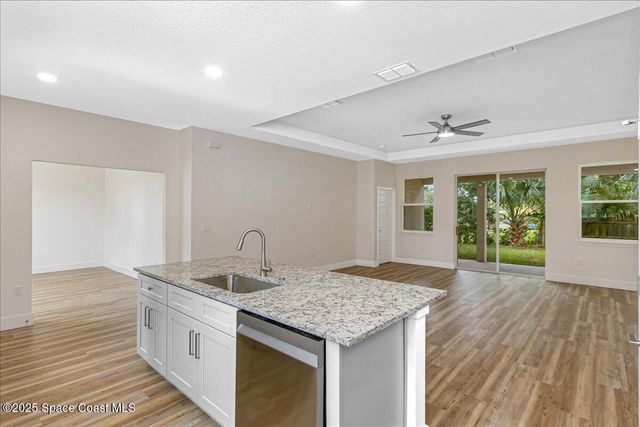 958 Chace Lane NE, Palm Bay, FL 32905