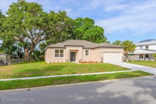 958 Chace Lane NE, Palm Bay, FL 32905
