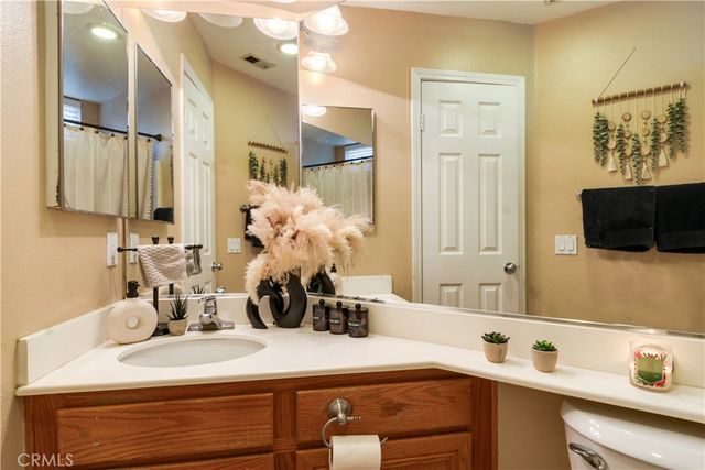 14834 Shetland Lane, Fontana, CA 92336