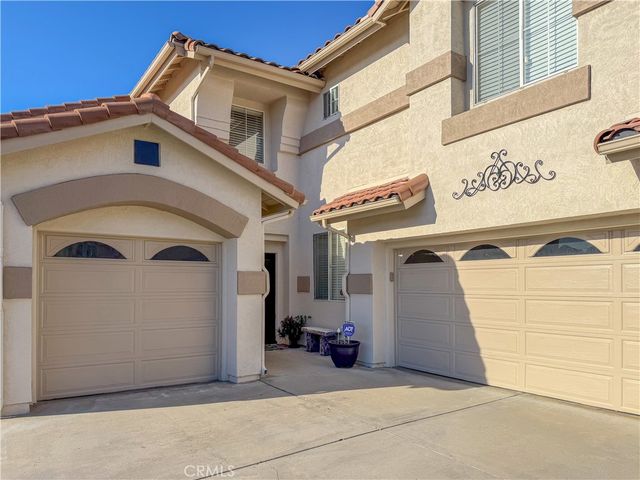 14834 Shetland Lane, Fontana, CA 92336