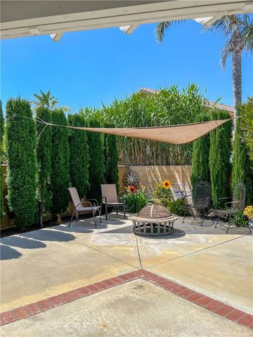 14834 Shetland Lane, Fontana, CA 92336