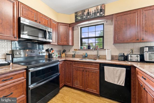218 RAMBLEWOOD DR, Deptford, NJ 08080